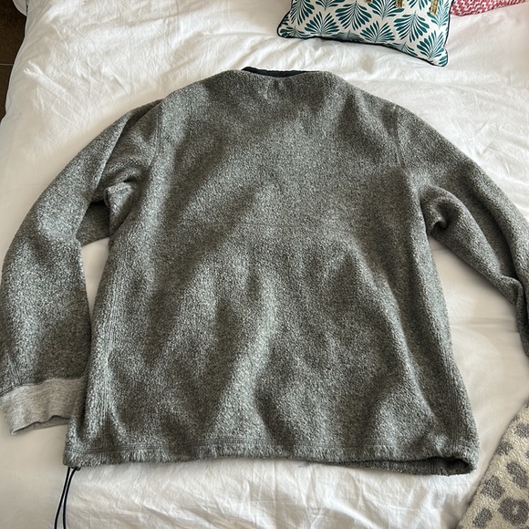 Abercrombie and Fitch Sherpa Fleece Half Zip - Picture 6 of 6